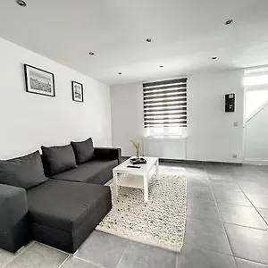 Wauters 75 Bruxelles-charleroi-airport Holiday home Charleroi
