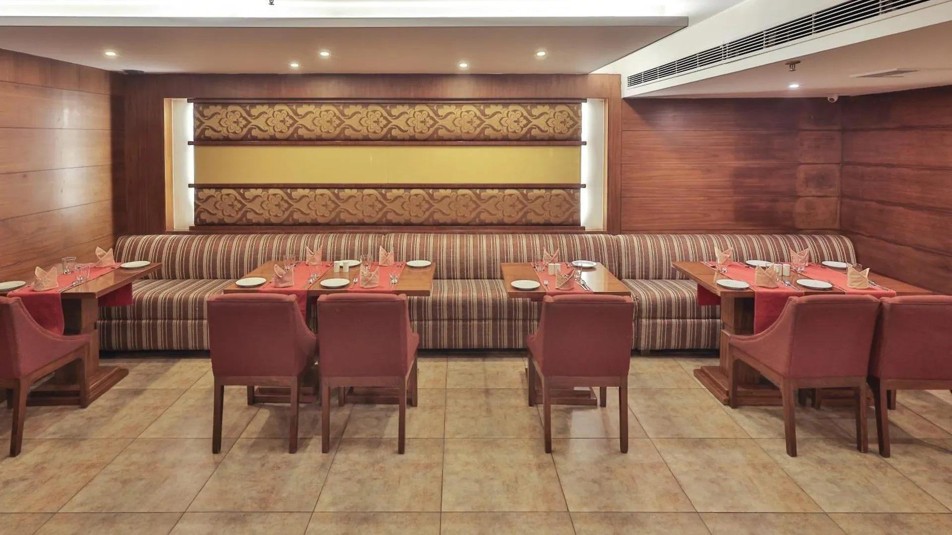 Hotel Cama Chandigarh