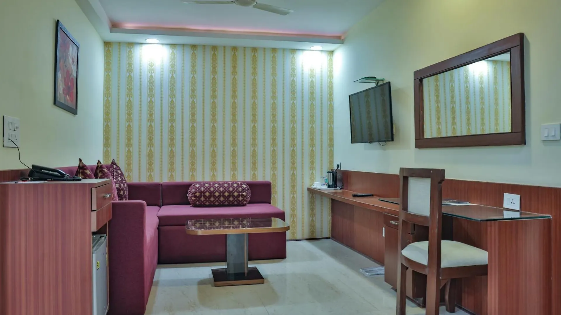Hotel Cama Chandigarh