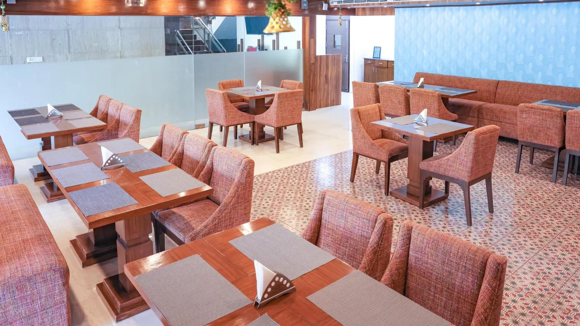 Hotel Cama Chandigarh 3*,